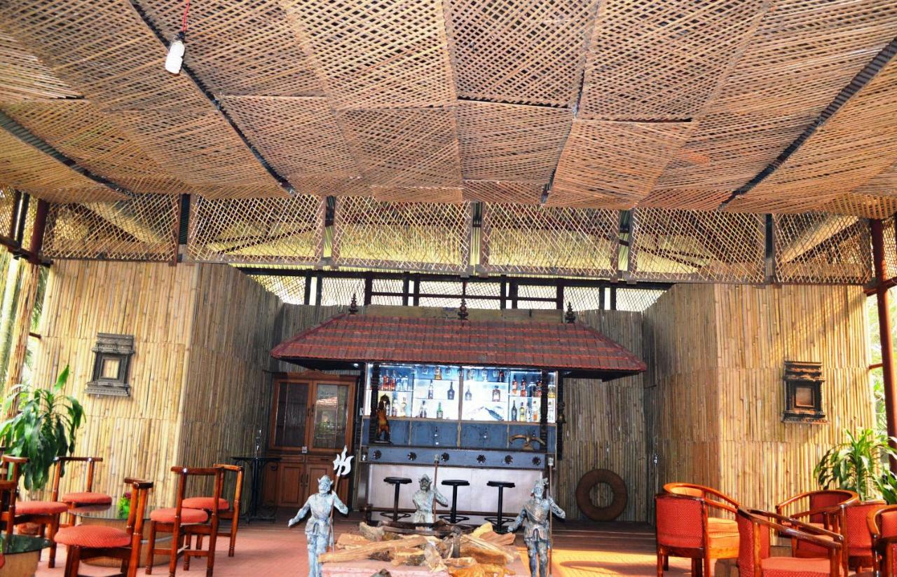 Chitwan Paradise Hotel Sauraha Kültér fotó